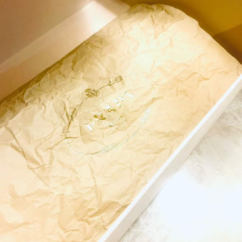 Prada  ⭐️Black Strappy Patent leather Heels 7.5 - Picture 12 of 16